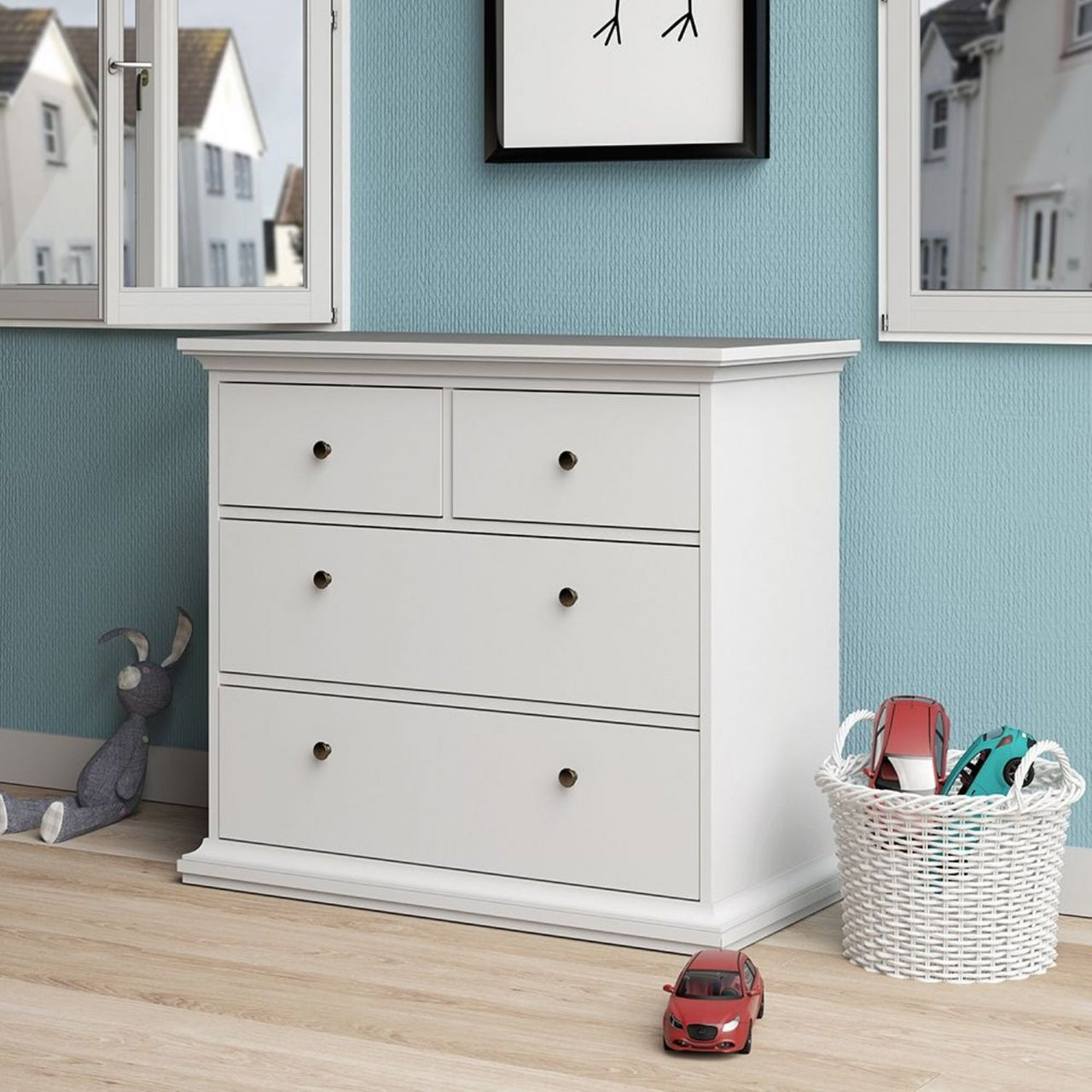 Modern White Chest of 4 Drawers