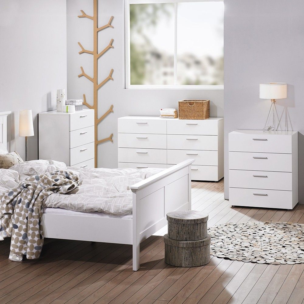 Wide White 4 Drawer Chest With Metal Handles