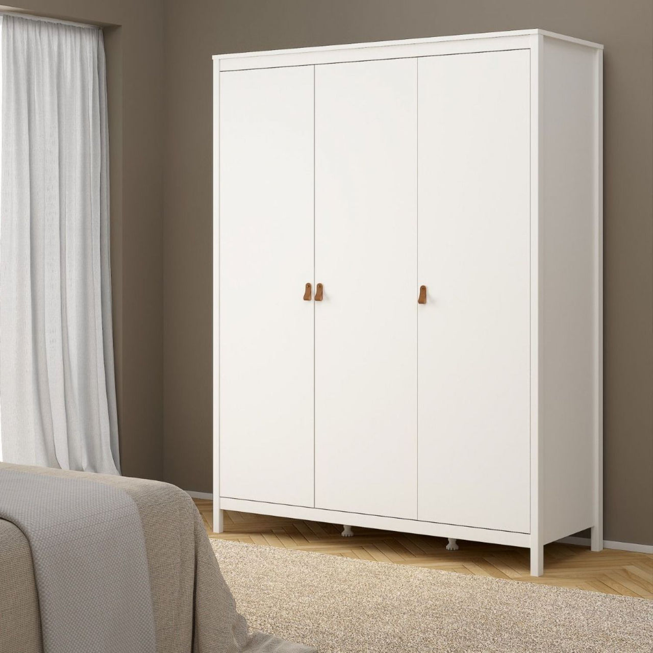 Large White Triple 3 Door Tall Wardrobe 150cm Wide