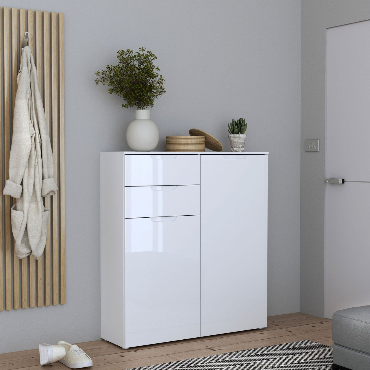 Chest of Drawers in White White High Gloss