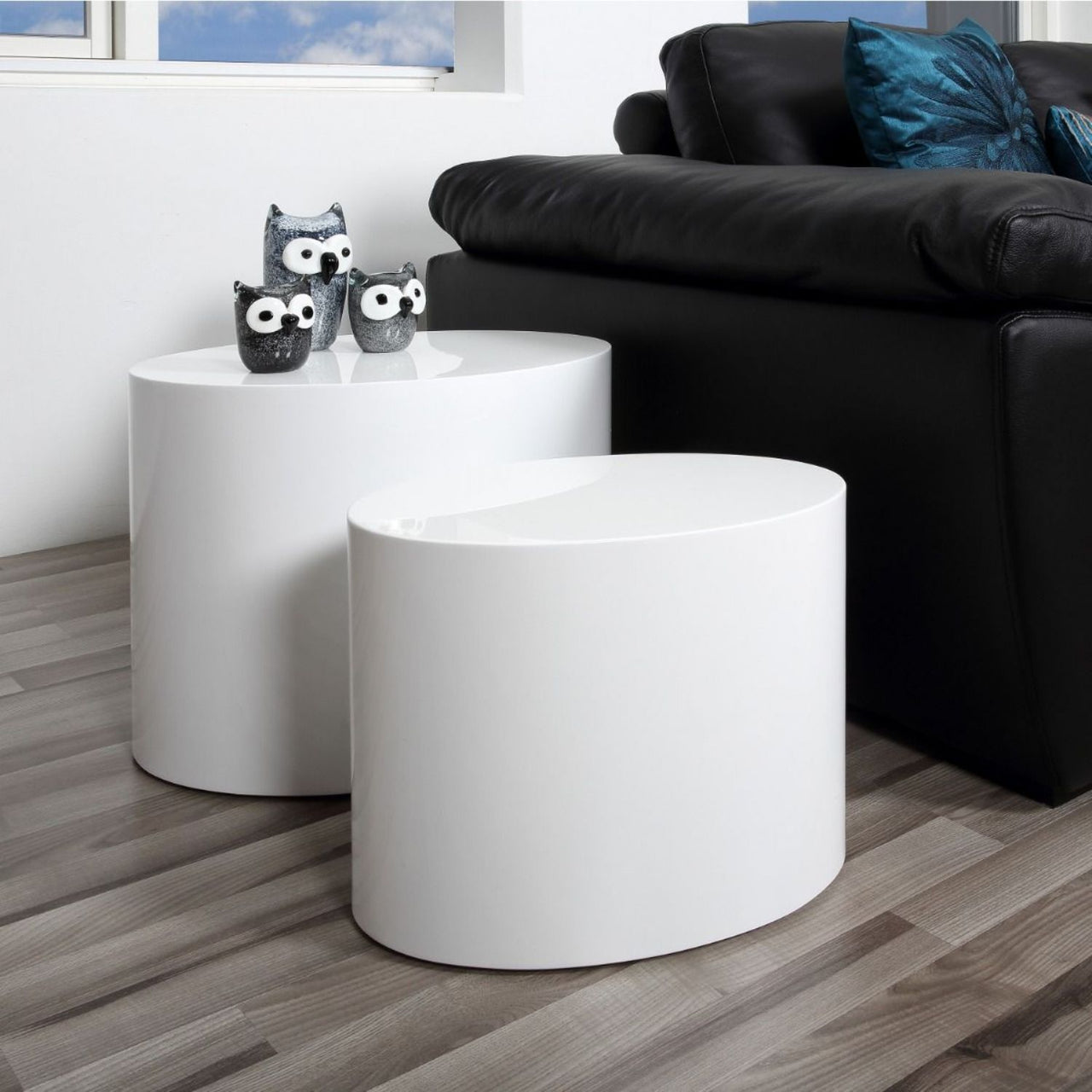 Mice Oval Coffee Table in White Set of 2