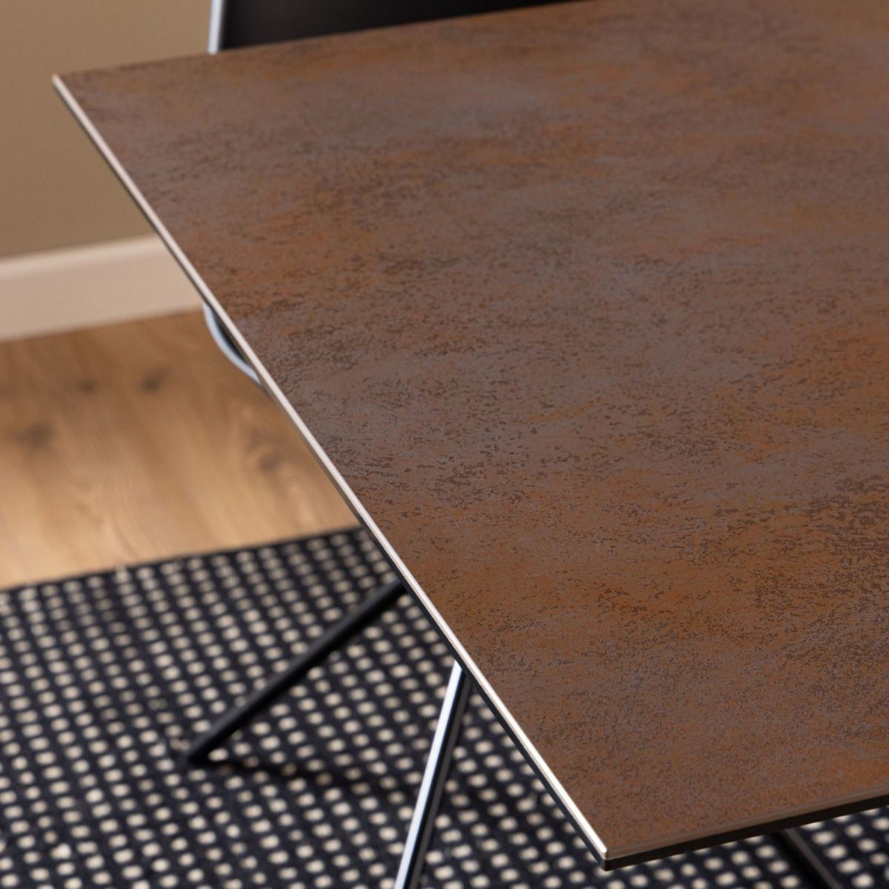 Heaven Dining Table with Ceramic Rusty Brown Top