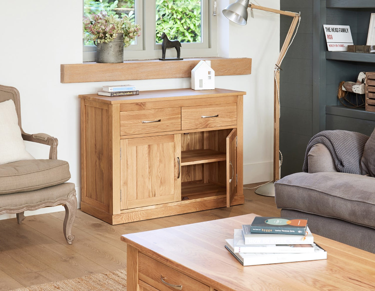 Solid Light Oak Small Sideboard Storage Cupboard 2 Doors 2 Drawers