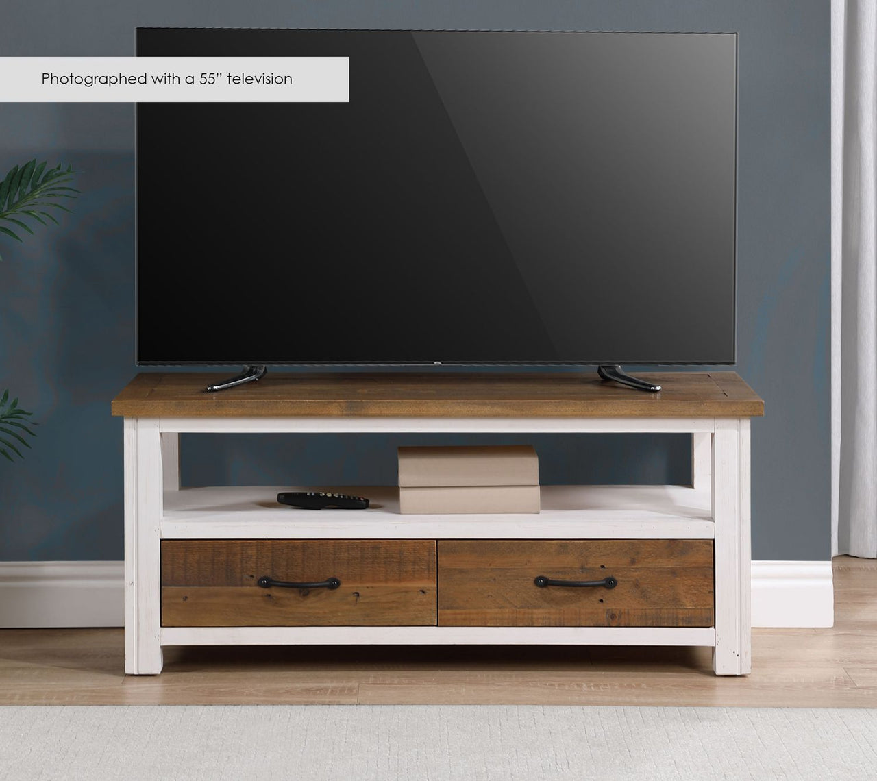 Splash of White Widescreen Television cabinet