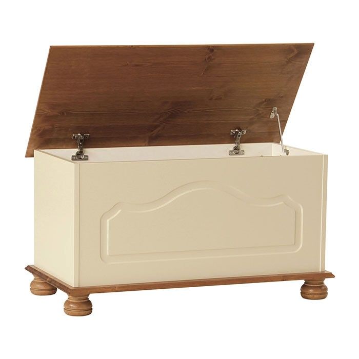 Copenhagen Blanket Box in Cream Pine